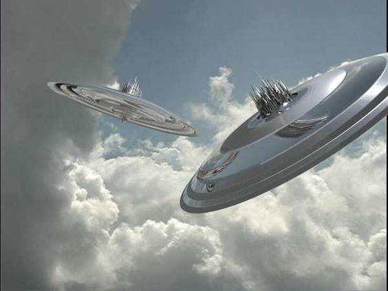 Saucer shaped spaceship